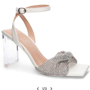 Chinese Laundry Galda Ankle Strap White Silver Rhinestone Lucite Heel Size 9 New